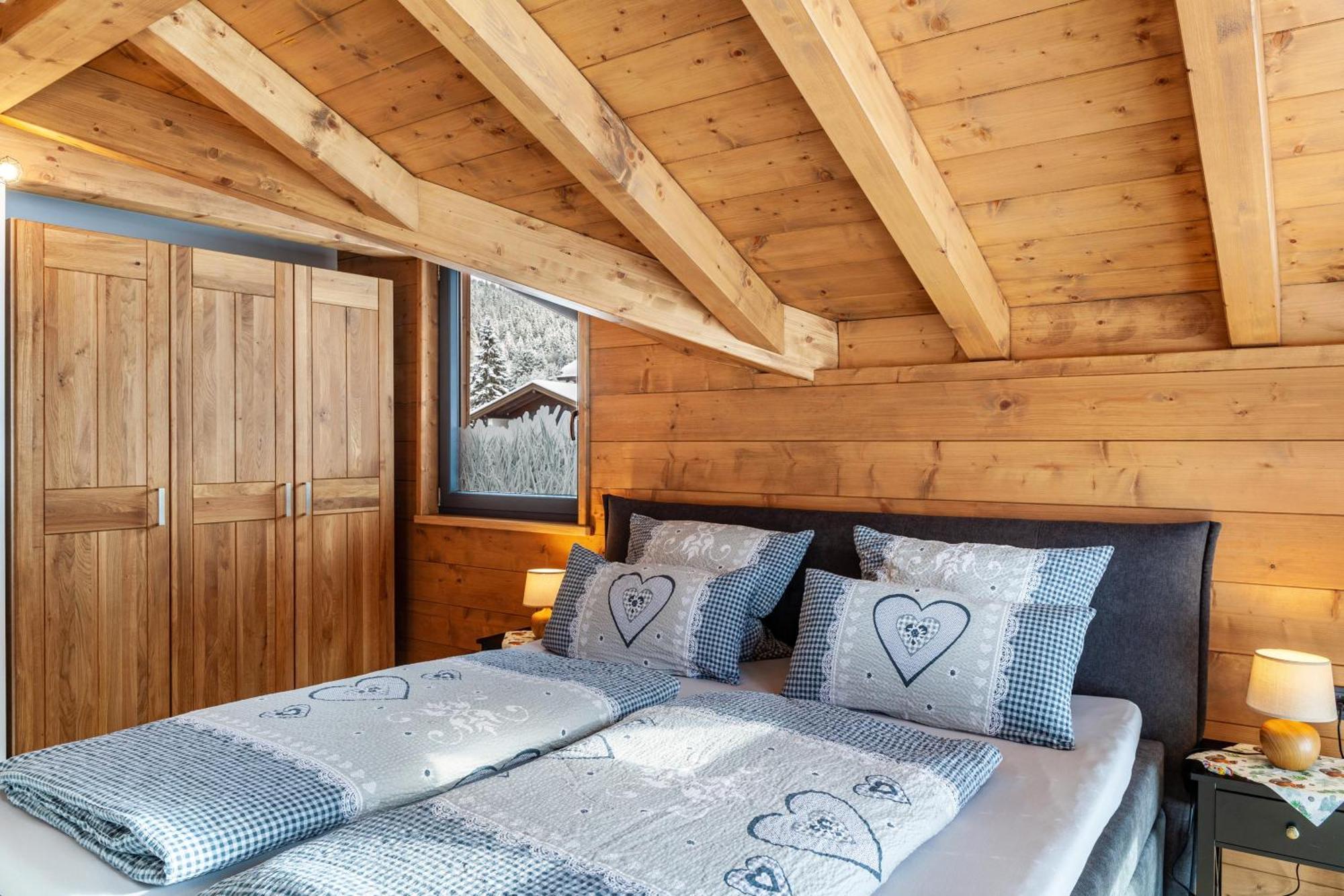 Chalet Aus Holz Garmisch-Partenkirchen Exteriör bild